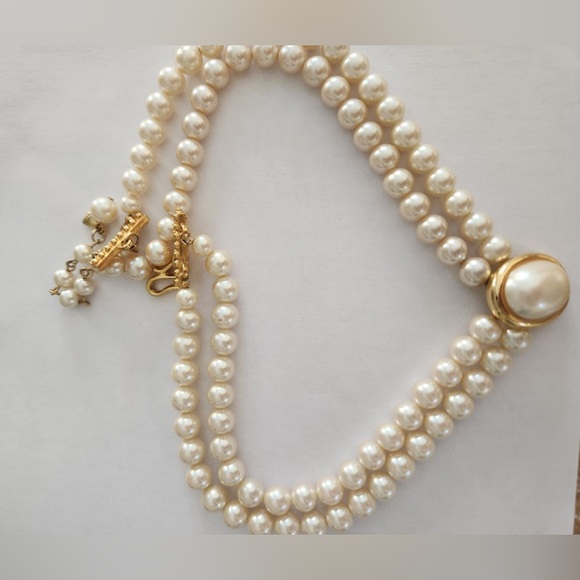 Vintage LCI Liz Claiborne pearl necklace - Picture 2 of 6